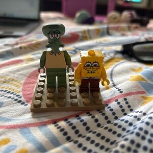 LEGO SpongeBob and Squidward Minifigures Set